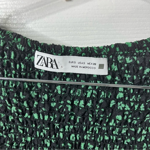 Zara Green Scoop Neck Bishop Sleeve Dress - Picture 2 of 11